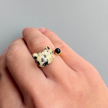 ぷっくりベージュ 黒斑模様 猫 天然石　オニキスxダルメシアンジャスパー フォークリング指輪