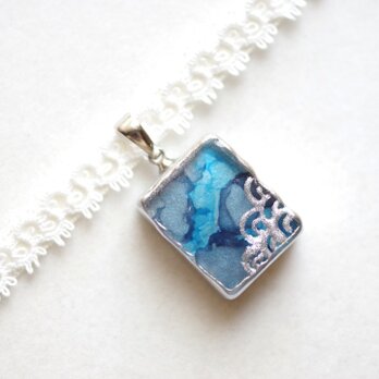 【受注製作】レジンアート　長方形モチーフとタティングレースとサテンリボンのチョーカー〈深夜の旅〉