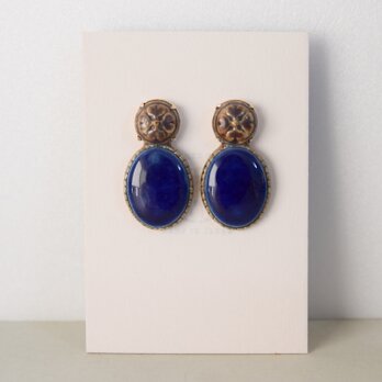 オーバルピアス