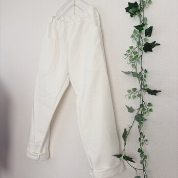 岡山産ホワイトデニムポッケ付きリラックスパンツ