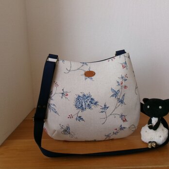 綿麻生地のおにぎり型ショルダーバッグ