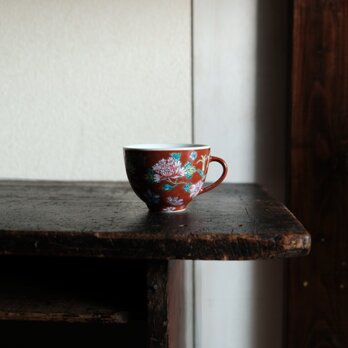 ブラウンにカラフルな草花◆中国景徳鎮　色絵ティーカップ　茶器　チャイナレトロ　シノワズリ　インテリア　ビンテージ