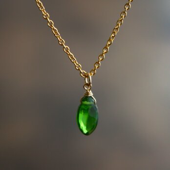 ✨深緑の一滴✨ クロムダイオプサイド＜マーキスカット＞のネックレス（K14GF）