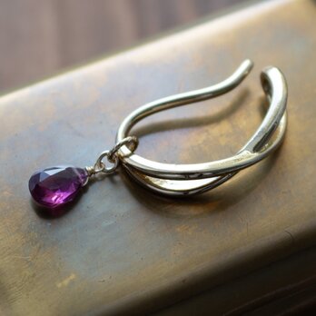 ✨葡萄色の芳醇な彩り✨ ロードライトガーネット＜ペアシェイプ＞のイヤーカフ（真鍮）