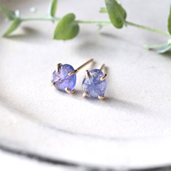 タンザナイトの14kgfスタッドピアス（両耳・ペア）　