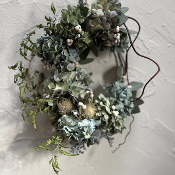 紫陽花の春を待つリース