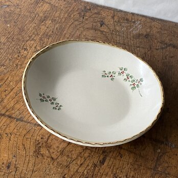 オーバル皿　サンキライ