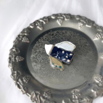 夜の鳥 ブローチ ネイビーシック