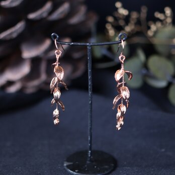 ユーカリの葉を銅化したピアス