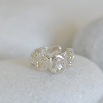 ハイアライトオパールのイヤーカフ・SV<一点もの>