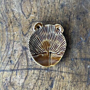 彫顔豆皿　クマ  3