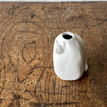 ネコ　花器　白