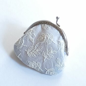 葉っぱ刺繍　がま口コインケース　8.5cm口金　小物入れ　アクセサリーケース　サックスブルー　624