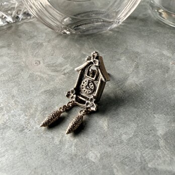 SCA69-【 AVON 】エイボン・ヴィンテージブローチ 1981 Cuckoo Clock Gold Tone