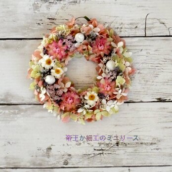 春の風薫る！帝王貝細工のリース