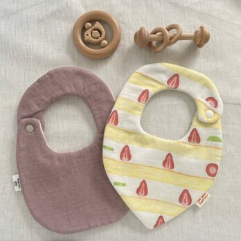 ＊ベビースタイ2枚セット＊ダブルガーゼ・ショートケーキ