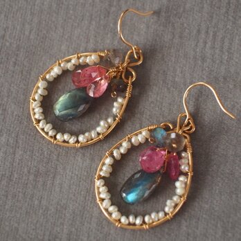 14kgf ラブラドライトとピンクトルマリンと粒々極小パールピアス k14gf