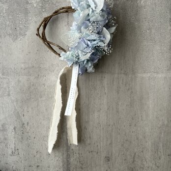 かすみ草とルナリアの空色リース