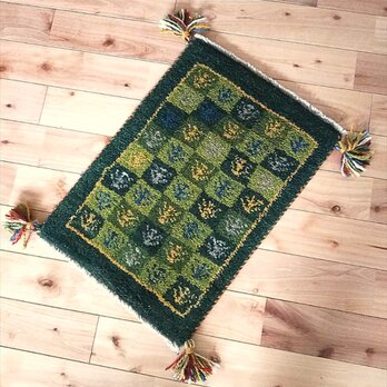 ペルシャ　ギャッベ　玄関マット小　ラグ　54x37cm　緑色　黄緑色　タイル　生命の木　NN17896