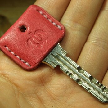 ホヌ(ウミガメ)刻印のキーカバー　姫路ピンク