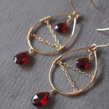 14kgf きらり深紅のガーネット華やかピアス k14gf