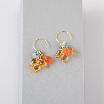 ビタミンカラーの花束 ― シトリン×カーネリアン ピアス　14kgf