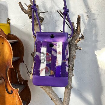 スマホポシェット（パープルの革＋着物生地のパッチワーク）01014-34