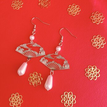 扇子☆パール☆揺れる☆ピアス☆イヤリング☆成人式☆お祭り☆結婚式☆御神輿☆祇園祭☆だんじり祭り☆よさこい髪飾り☆