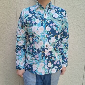 長袖和柄シャツ（熨斗目と桜）