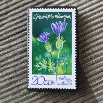 ドイツ　花切手ブローチ10746