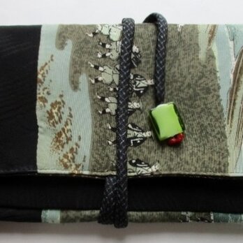 ８６１５　黒の羽織と長襦袢で作った和風財布・ポーチ　＃送料無料