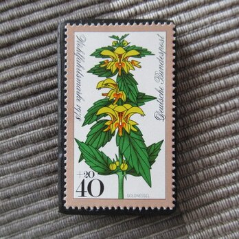 ドイツ　花切手ブローチ10752