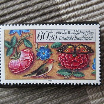 ドイツ　花切手ブローチ10756