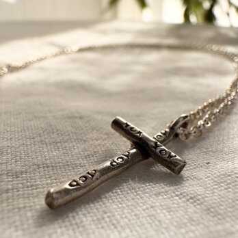 十字架のカレンシルバーネックレス