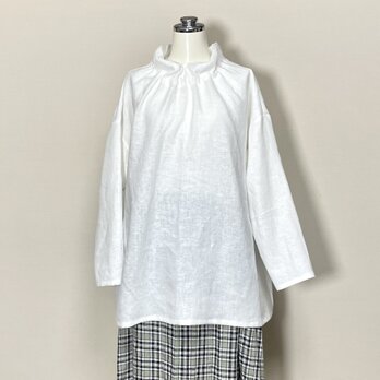 カラーリネン◆フラワーネックブラウス　長袖◆オフホワイト◆フリーサイズ（中厚、リネン100％）