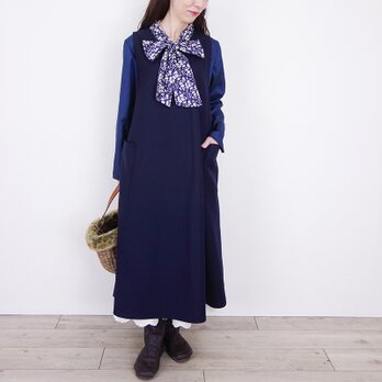 ネイビーウール Vネック サックワンピース（卒業式・入学式・結婚式・お受験・オケージョンにも）