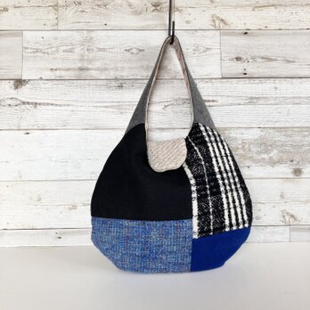 ウールのたまご型バッグ　ワンハンド ル　黒とブルー