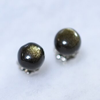 ゴールデンオブシディアンのスタッドピアス（6mm・チタンポスト）