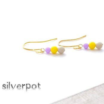 G34　クールなネオンカラーのプチピアス（パーツ変更可能）14kgf　レモンイエロー　大人っぽい　お団子　