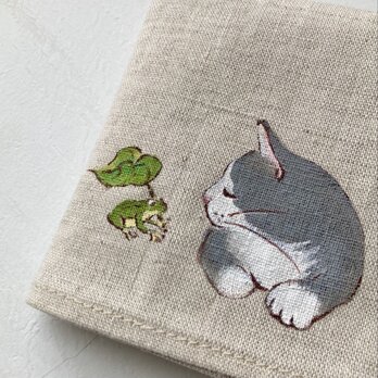 受注制作『カエルと猫』手描きコットンリネンハンカチ小さめサイズハチワレ猫グレー猫