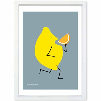 オレンジを食べるレモン　フルーツ　送料無料 　あらゆるお部屋のポスター　アートポスター　アート/sei検索新着順　3983