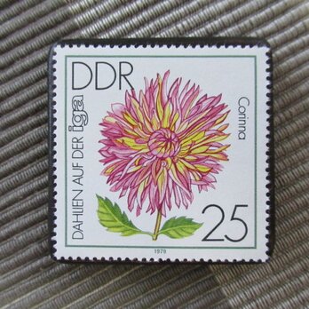 ドイツ　花切手ブローチ10767