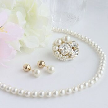 「私らしいきちんと感」刺繍ブローチ+ネックレス+ピアス/イヤリング3点セット ＜ホワイト＞