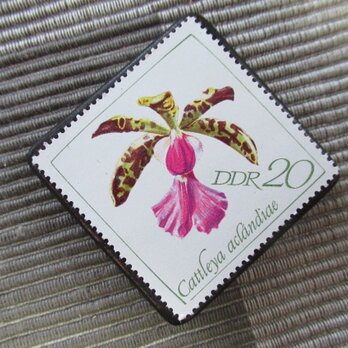 ドイツ　花切手ブローチ10774