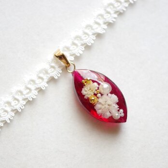 【受注製作】レジンアート　マーキスモチーフとタティングレースとサテンリボンのチョーカー〈世界樹の花〉