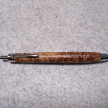 屋久杉瘤　泡瘤　椿油仕上げ　ワンピースタイプの木軸ボールペン(シャープペンシル）　希少材