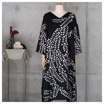 絞りのワンピース　ドロップショルダー　ゆったり目　L〜   フリーサイズ 　着物リメイク