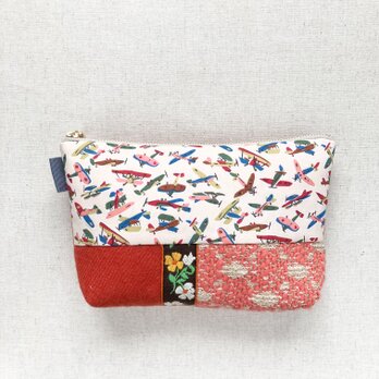 ウールのポーチ　小物入れ　リバティプリント飛行機
