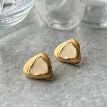 P755-ヴィンテージピアス U.S.A. Matte Gold Tone Cream Enamel Geometric