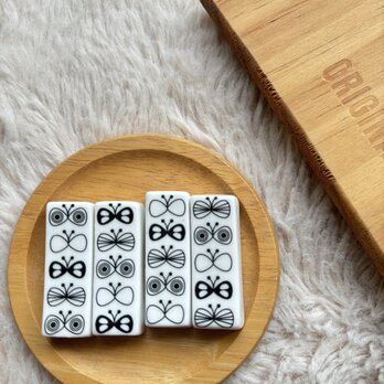 北欧　ちょうちょ　箸置き 4つ